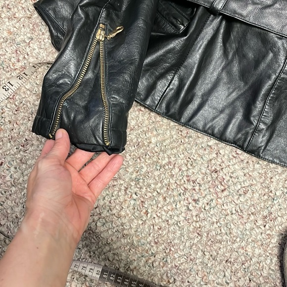 Vintage leather quilted moto jacket - Picture 12 of 12